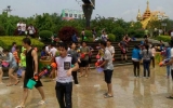 龍瑞項(xiàng)目員工參加傣族潑水節(jié)